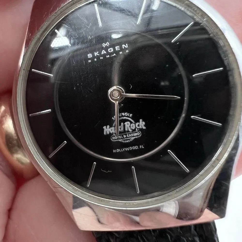 Skagen Denmark Hard Rock Cafe Hollywood FL Wrist Watch Black Lizard Band WORKS!